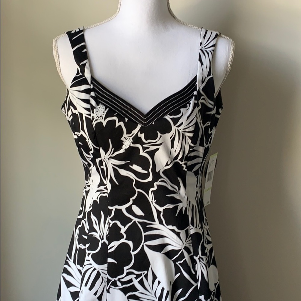 Nine West floral dress - Picture 3 of 14
